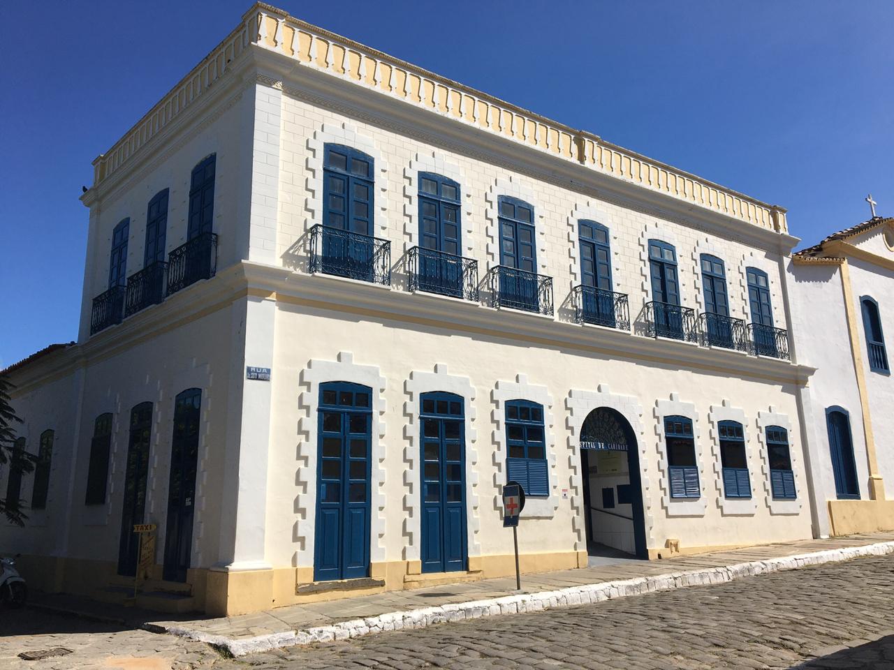 Institucional